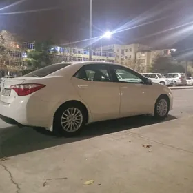 Toyota Corolla 2015