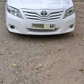 Toyota Camry 2010