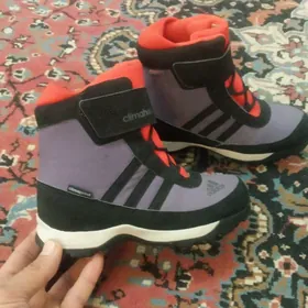 Сапожка adidas