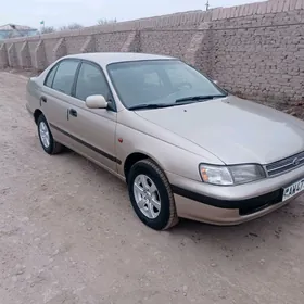 Toyota Carina 1995