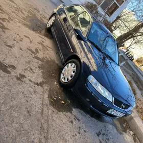 Opel Vectra 2000