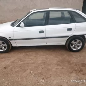 Opel Astra 1992