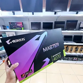 RTX 4070 Master AORUS Gigabyte