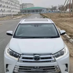 Toyota Highlander 2017