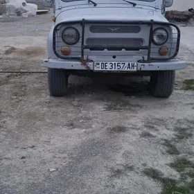 UAZ 469 2002