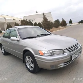 Toyota Camry 1998