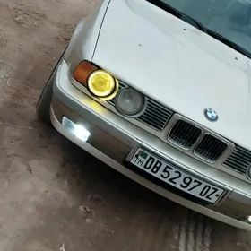 BMW 525 1990