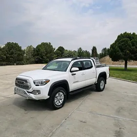 Toyota Tacoma 2018