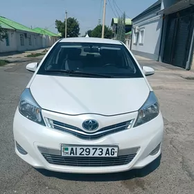 Toyota Yaris 2012