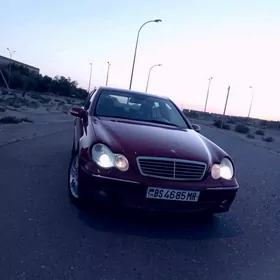 Mercedes-Benz 230E 2005