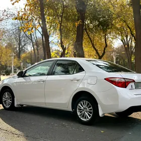 Toyota Corolla 2015