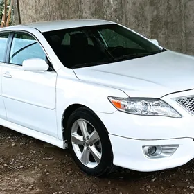 Toyota Camry 2010