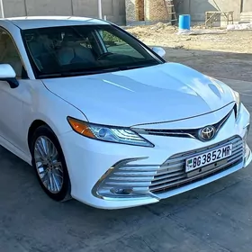 Toyota Camry 2020