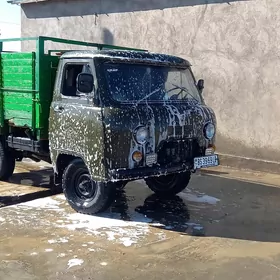 UAZ 2206 1988