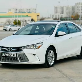 Toyota Camry 2016