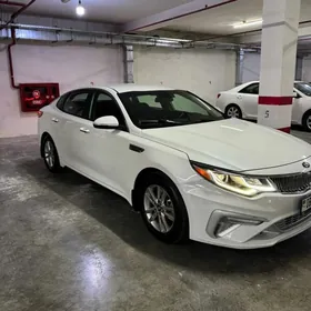 Kia Optima 2019