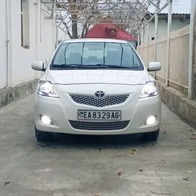 Toyota Yaris 2010