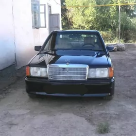 Mercedes-Benz 190E 1992