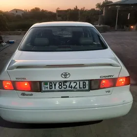 Toyota Camry 1997