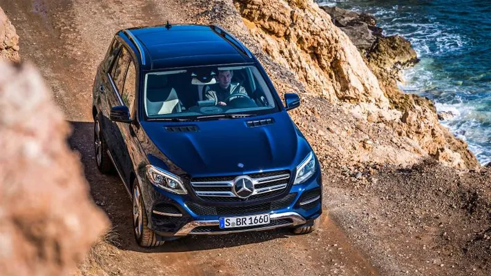 Mercedes-Benz создала краску, превращающую солнечную энергию в электричество