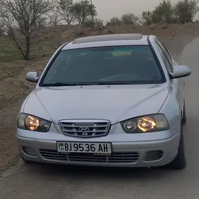 Hyundai Elantra 2002