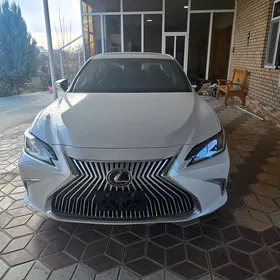 Lexus ES 350 2019