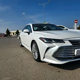 Toyota Avalon 2020