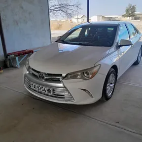 Toyota Camry 2017