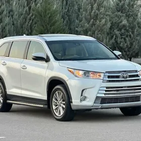 Toyota Highlander 2019