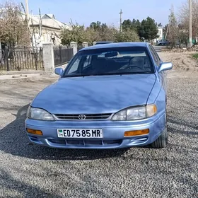 Toyota Camry 1992