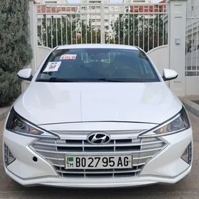 Hyundai Elantra 2020