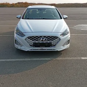 Hyundai Elantra 2019