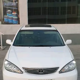 Toyota Camry 2005