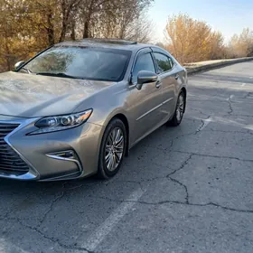 Lexus ES 350 2015