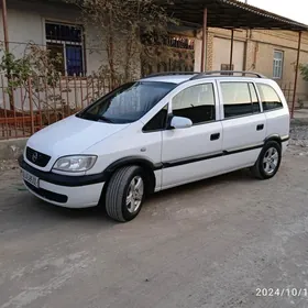 Opel Zafira 2001