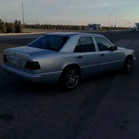 Mercedes-Benz 190E 1988