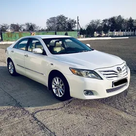 Toyota Camry 2011