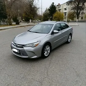 Toyota Camry 2016