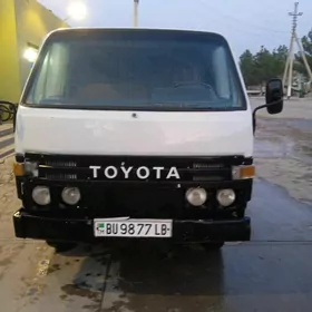 Toyota Dyna 1995