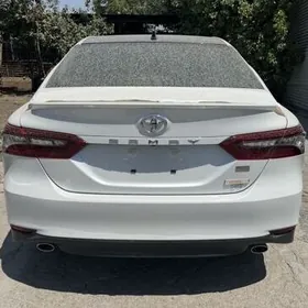 Toyota Camry 2023