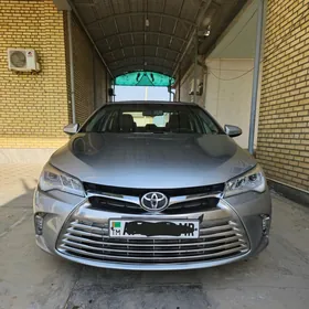 Toyota Camry 2017