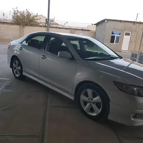 Toyota Camry 2011