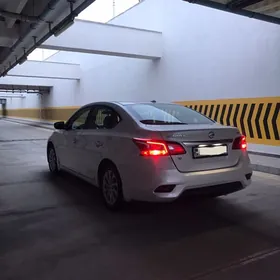 Nissan Sentra 2018