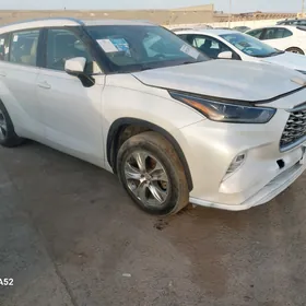 Toyota Highlander 2020