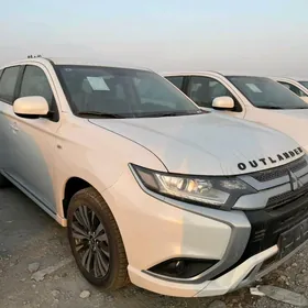 Mitsubishi Outlander 2022