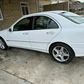 Mercedes-Benz C-Class 2002