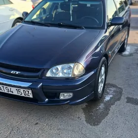 Toyota Avensis 2002