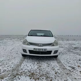 Nissan Versa 2010