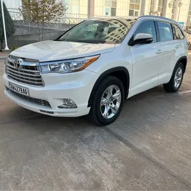 Toyota Highlander 2016