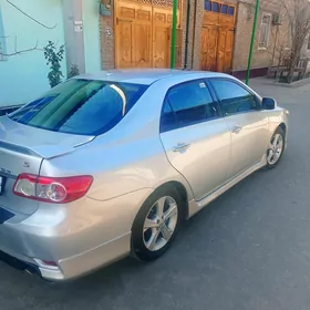 Toyota Corolla 2012